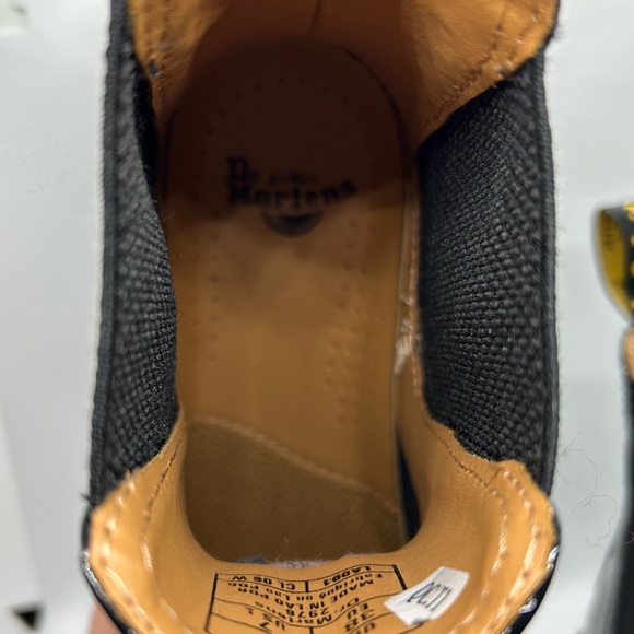 Dr. Martens 2976 Black Patent Leather Chelsea Boot Womens Size 7 - Picture 8 of 9